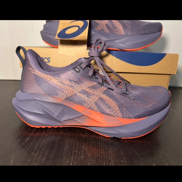 Asics Novablast 5 Running Shoes Sneakers Greyish Purple/Coral Reef Womans 7.5 - Picture 1 of 16